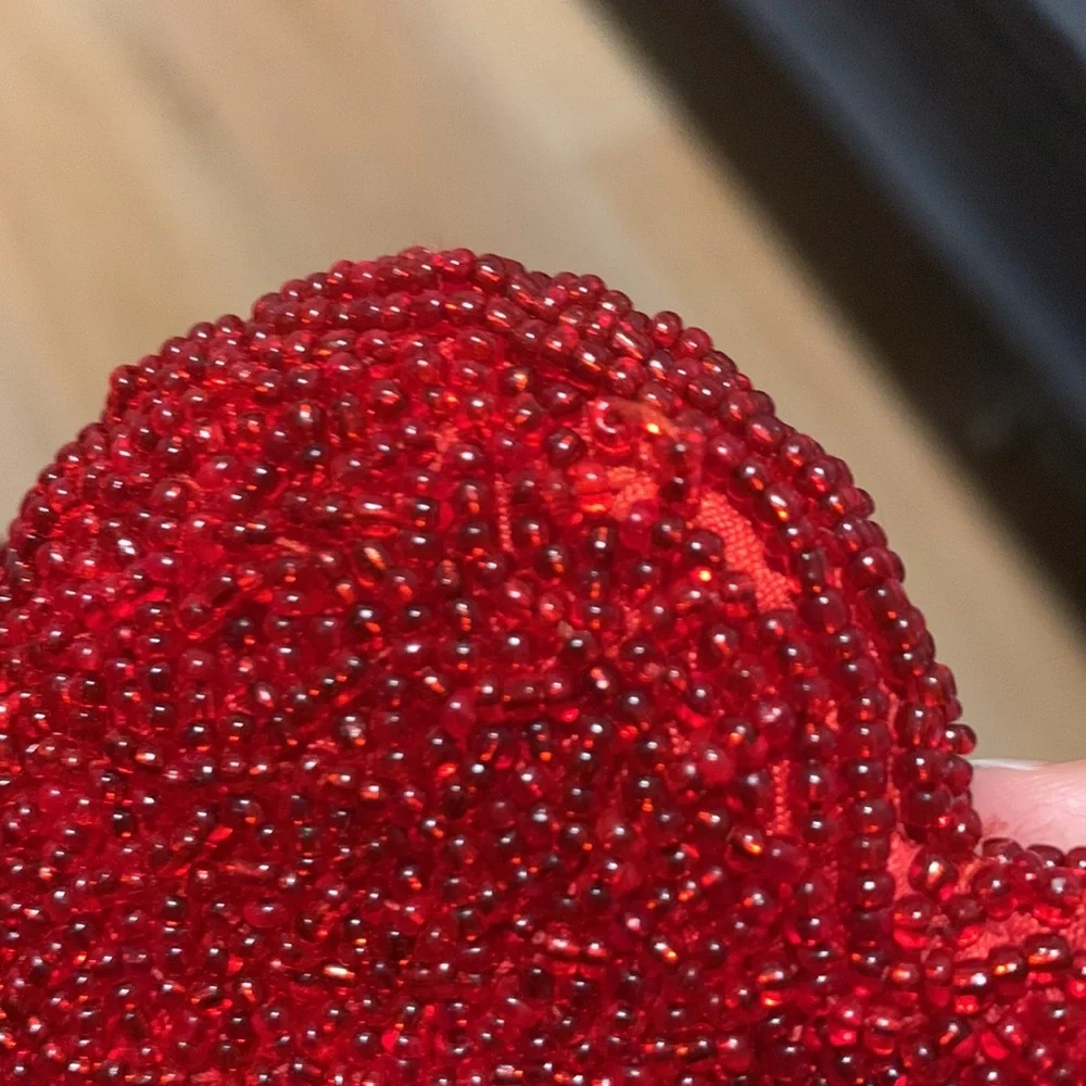 Heart shaped beaded zippered coin purse